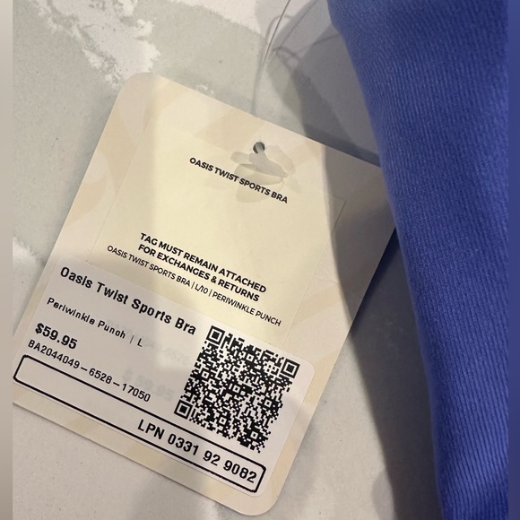 FABLETICS Oasis twist sports bra in Periwinkle Punch! 💙 BRAND NEW WITH TAG 💙 - Picture 3 of 3